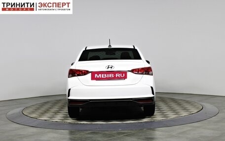 Hyundai Solaris II рестайлинг, 2022 год, 1 897 000 рублей, 6 фотография