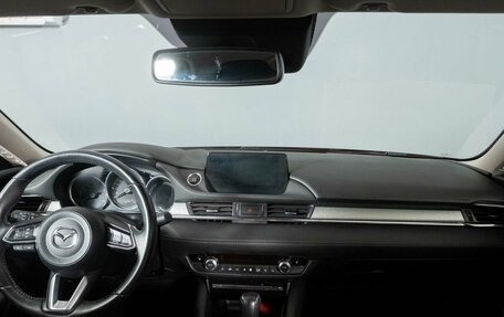 Mazda 6, 2019 год, 2 200 000 рублей, 9 фотография