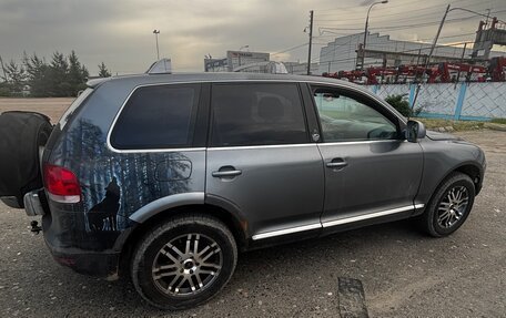 Volkswagen Touareg III, 2006 год, 670 000 рублей, 2 фотография