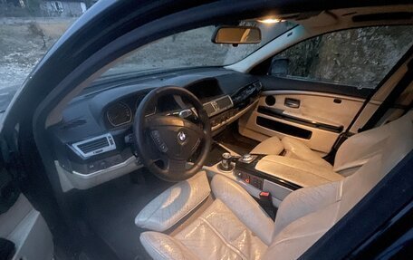 BMW 7 серия, 2003 год, 650 000 рублей, 4 фотография