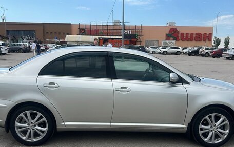 Toyota Avensis III рестайлинг, 2006 год, 850 000 рублей, 4 фотография