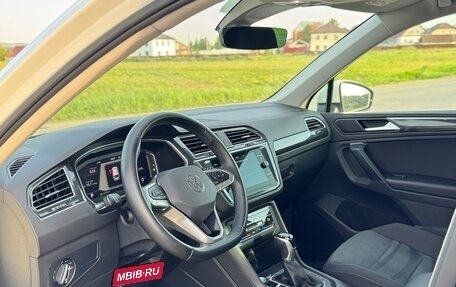 Volkswagen Tiguan II, 2022 год, 3 300 000 рублей, 25 фотография