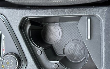 Volkswagen Tiguan II, 2022 год, 3 300 000 рублей, 36 фотография