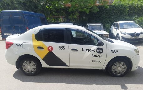 Renault Logan II, 2014 год, 351 000 рублей, 2 фотография