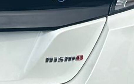 Nissan Leaf II, 2019 год, 2 150 000 рублей, 3 фотография