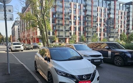 Nissan Leaf II, 2019 год, 2 150 000 рублей, 4 фотография