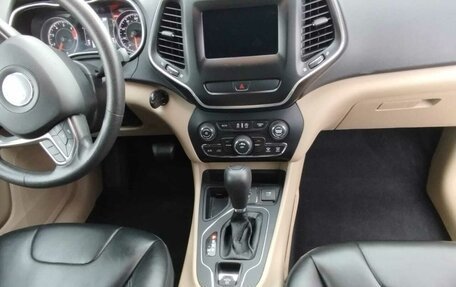 Jeep Cherokee, 2020 год, 2 500 000 рублей, 10 фотография