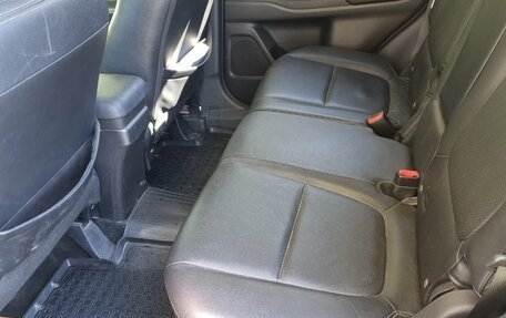 Mitsubishi Outlander III рестайлинг 3, 2013 год, 1 320 000 рублей, 13 фотография