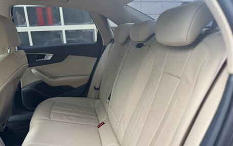 Audi A4, 2017 год, 2 690 000 рублей, 13 фотография