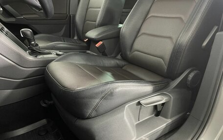 Volkswagen Tiguan II, 2018 год, 2 495 000 рублей, 10 фотография