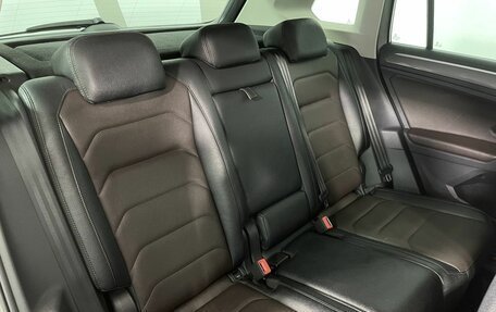 Volkswagen Tiguan II, 2018 год, 2 495 000 рублей, 15 фотография
