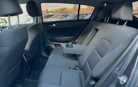 KIA Sportage IV рестайлинг, 2018 год, 2 099 000 рублей, 39 фотография