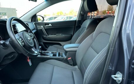 KIA Sportage IV рестайлинг, 2018 год, 2 099 000 рублей, 35 фотография