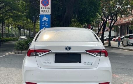 Toyota Corolla, 2022 год, 2 700 000 рублей, 5 фотография