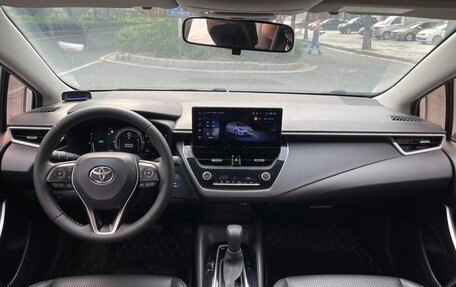 Toyota Corolla, 2022 год, 2 700 000 рублей, 9 фотография