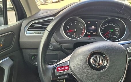 Volkswagen Tiguan II, 2018 год, 2 200 000 рублей, 8 фотография