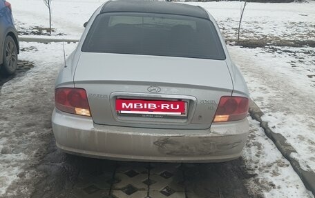 Hyundai Sonata IV рестайлинг, 2005 год, 220 000 рублей, 4 фотография