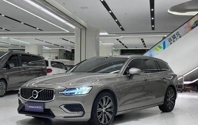 Volvo V60 II, 2021 год, 3 117 000 рублей, 1 фотография