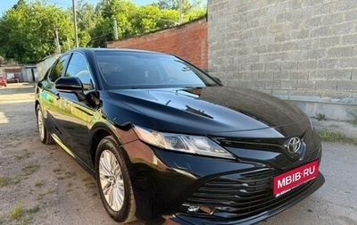 Toyota Camry, 2019 год, 2 400 000 рублей, 1 фотография