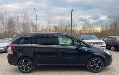 Opel Zafira B, 2011 год, 599 000 рублей, 2 фотография