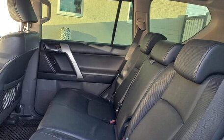 Toyota Land Cruiser Prado 150 рестайлинг 2, 2013 год, 4 200 000 рублей, 8 фотография