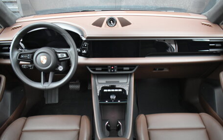 Porsche Macan, 2024 год, 17 895 892 рублей, 11 фотография