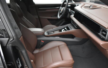 Porsche Macan, 2024 год, 17 895 892 рублей, 15 фотография