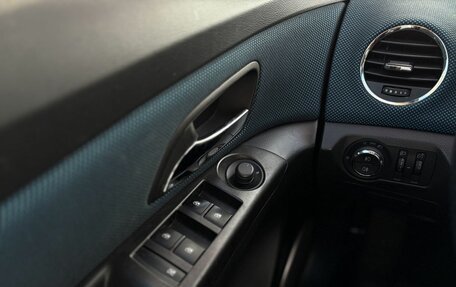 Chevrolet Cruze II, 2013 год, 1 030 000 рублей, 13 фотография