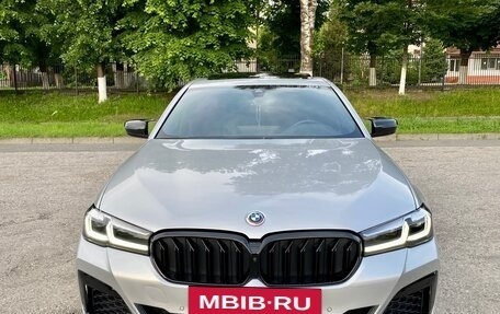 BMW 5 серия, 2021 год, 4 500 000 рублей, 2 фотография