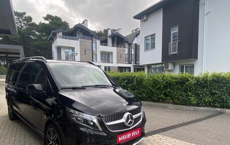 Mercedes-Benz V-Класс, 2021 год, 12 500 000 рублей, 2 фотография