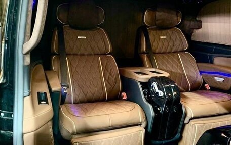 Mercedes-Benz V-Класс, 2021 год, 12 500 000 рублей, 9 фотография