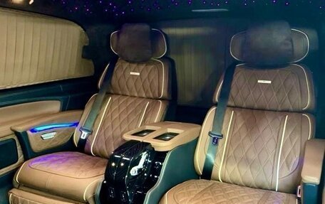Mercedes-Benz V-Класс, 2021 год, 12 500 000 рублей, 10 фотография