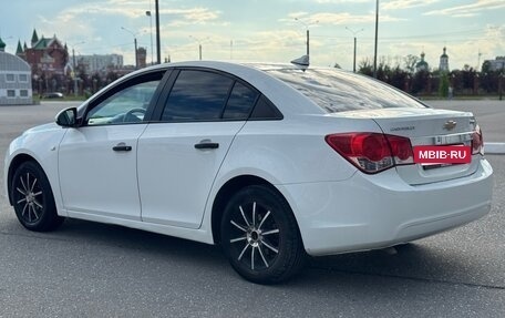 Chevrolet Cruze II, 2012 год, 670 000 рублей, 5 фотография