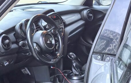 MINI Hatch, 2018 год, 1 350 000 рублей, 4 фотография