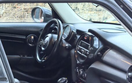 MINI Hatch, 2018 год, 1 350 000 рублей, 10 фотография