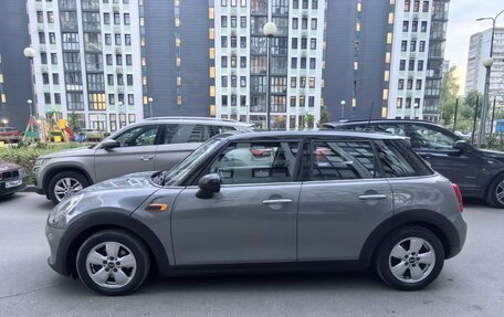 MINI Hatch, 2018 год, 1 350 000 рублей, 18 фотография