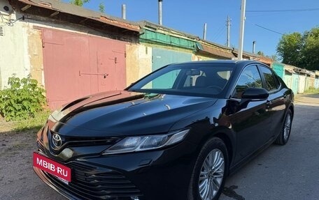 Toyota Camry, 2019 год, 2 400 000 рублей, 3 фотография