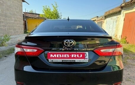 Toyota Camry, 2019 год, 2 400 000 рублей, 5 фотография