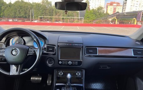 Volkswagen Touareg III, 2017 год, 3 600 000 рублей, 16 фотография