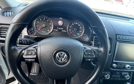 Volkswagen Touareg III, 2017 год, 3 600 000 рублей, 25 фотография