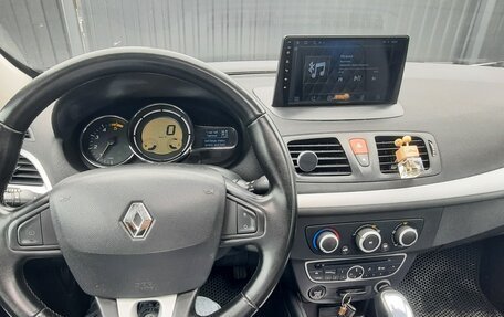 Renault Megane III, 2011 год, 830 000 рублей, 16 фотография