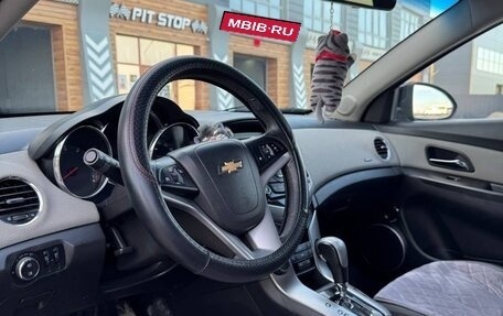 Chevrolet Cruze II, 2011 год, 780 000 рублей, 8 фотография