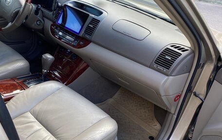 Toyota Camry V40, 2005 год, 900 000 рублей, 6 фотография