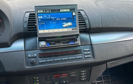 BMW X5, 2003 год, 1 040 000 рублей, 10 фотография