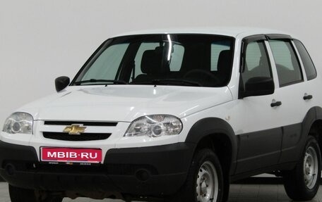 Chevrolet Niva I рестайлинг, 2018 год, 741 600 рублей, 1 фотография