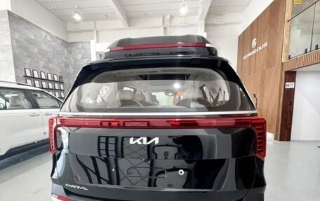 KIA Carnival, 2025 год, 6 186 000 рублей, 3 фотография