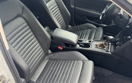 Volkswagen Passat B8 рестайлинг, 2017 год, 2 400 000 рублей, 3 фотография