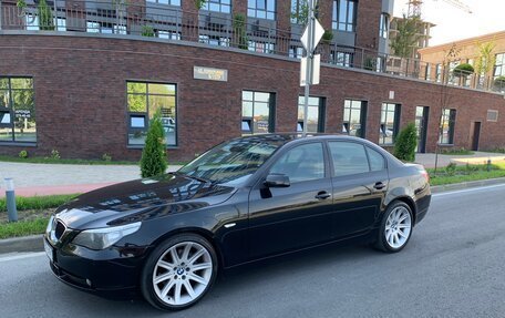 BMW 5 серия, 2004 год, 1 589 000 рублей, 3 фотография