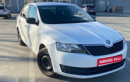 Skoda Rapid I, 2014 год, 720 000 рублей, 3 фотография