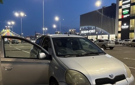 Toyota Vitz, 2001 год, 390 000 рублей, 12 фотография